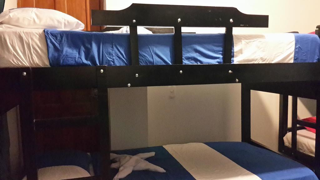 Habitaciones En Μεντεγίν Εξωτερικό φωτογραφία