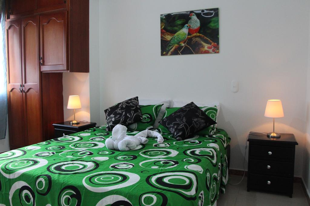 Habitaciones En Μεντεγίν Εξωτερικό φωτογραφία