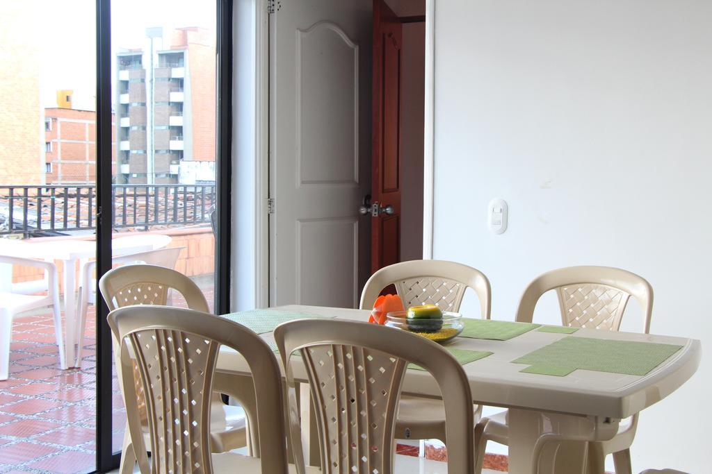 Habitaciones En Μεντεγίν Εξωτερικό φωτογραφία
