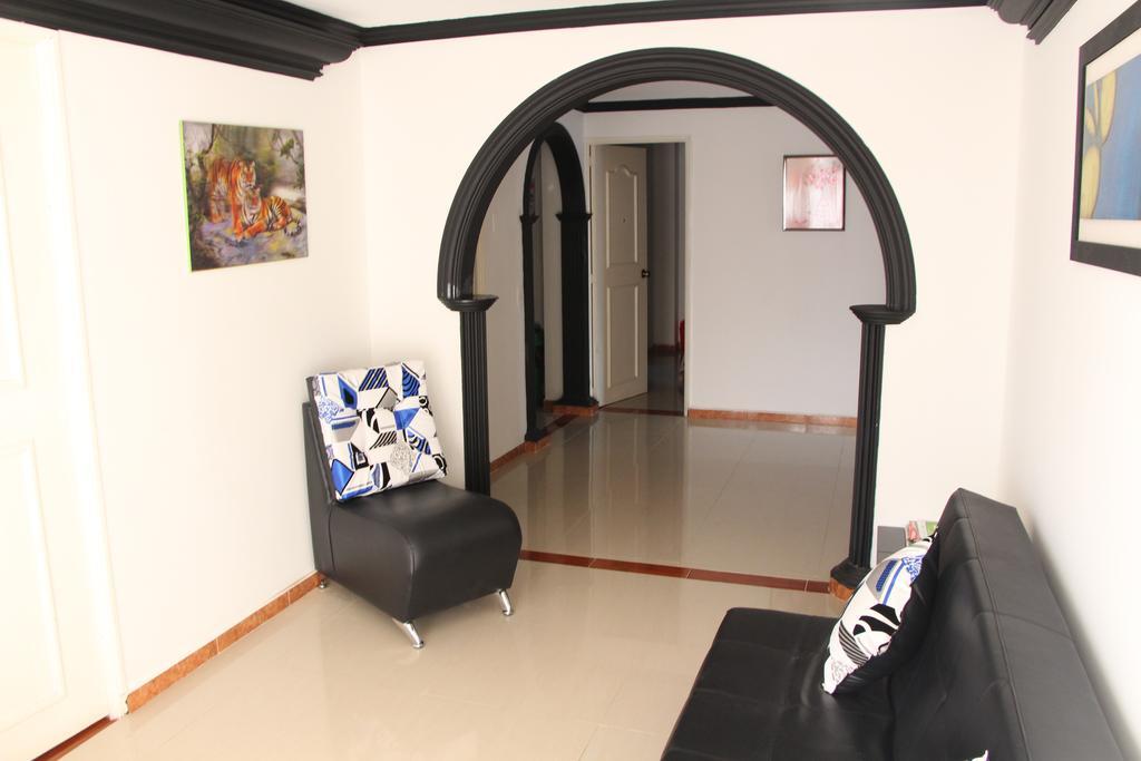 Habitaciones En Μεντεγίν Εξωτερικό φωτογραφία